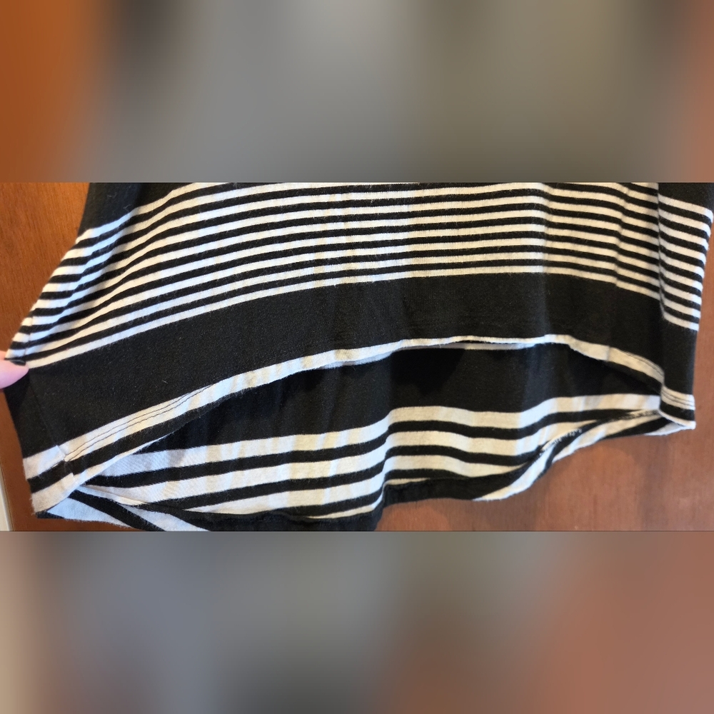 Kenar Black * White Striped Short Sleeve Tee SzL - Picture 5 of 7